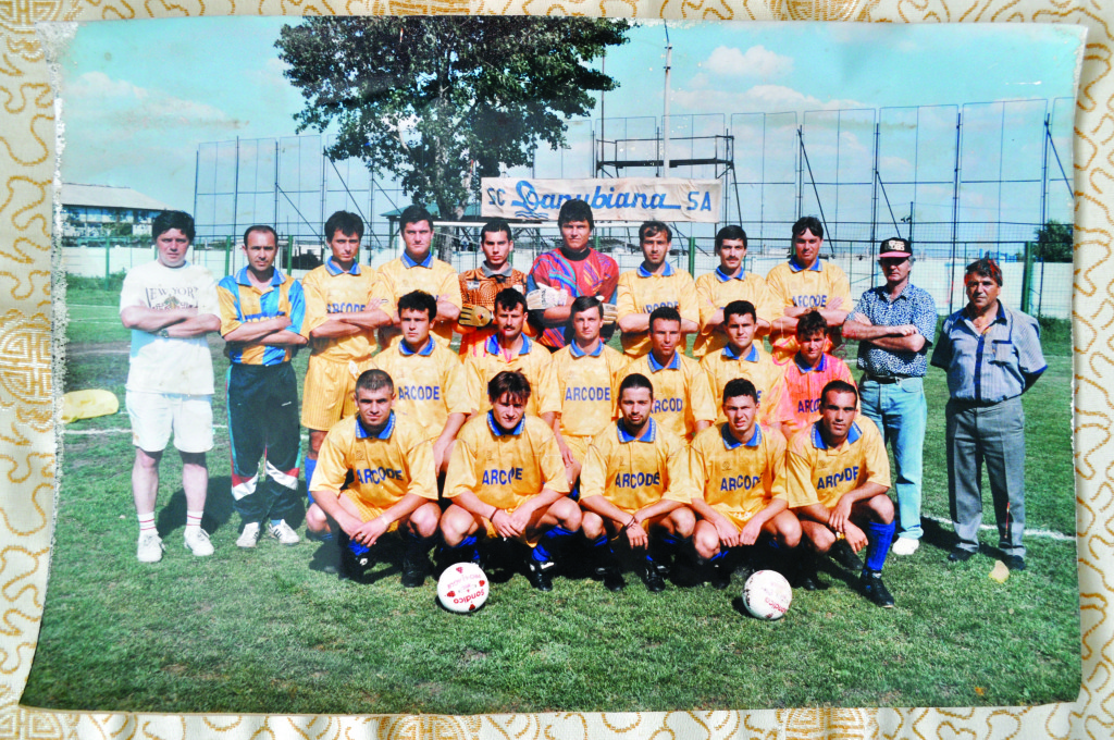 REPORTAJ / Istoria clubului Danubiana, fotbal mort pe un stadion jefuit