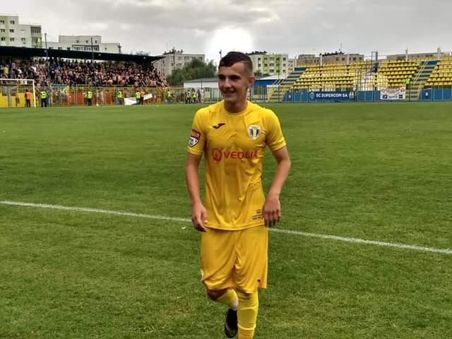 Un junior de trei puncte. Mario Bratu a adus victoria Petrolului