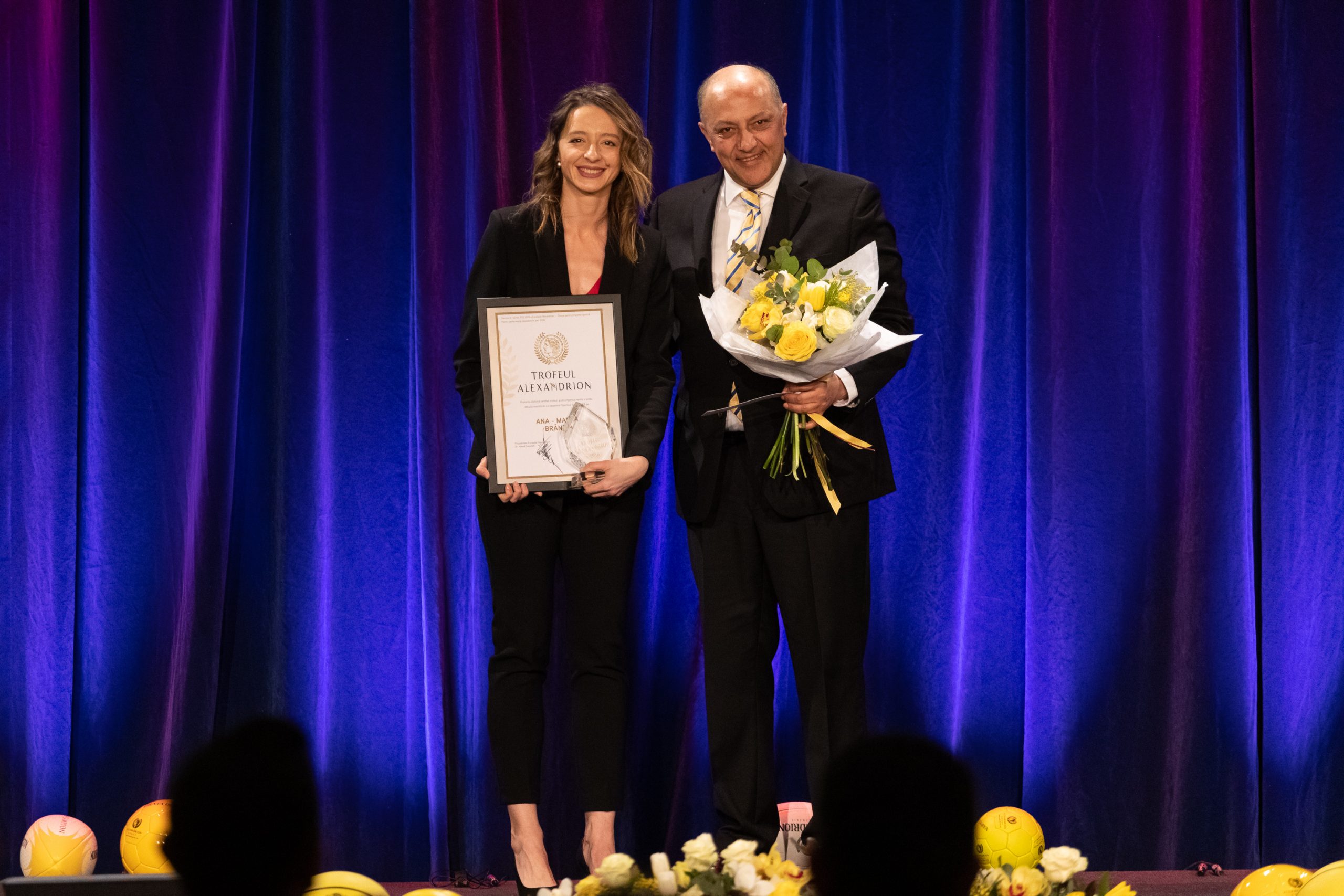 Interviu cu campioana olimpică la scrimă, Ana Maria Brânză, laureată a Galei Trofeelor Alexandrion: «Să fii pe podium la gala este un obiectiv, dar pentru a ajunge acolo trebuie să-ţi ȋndeplineşti obiectivele sportive»