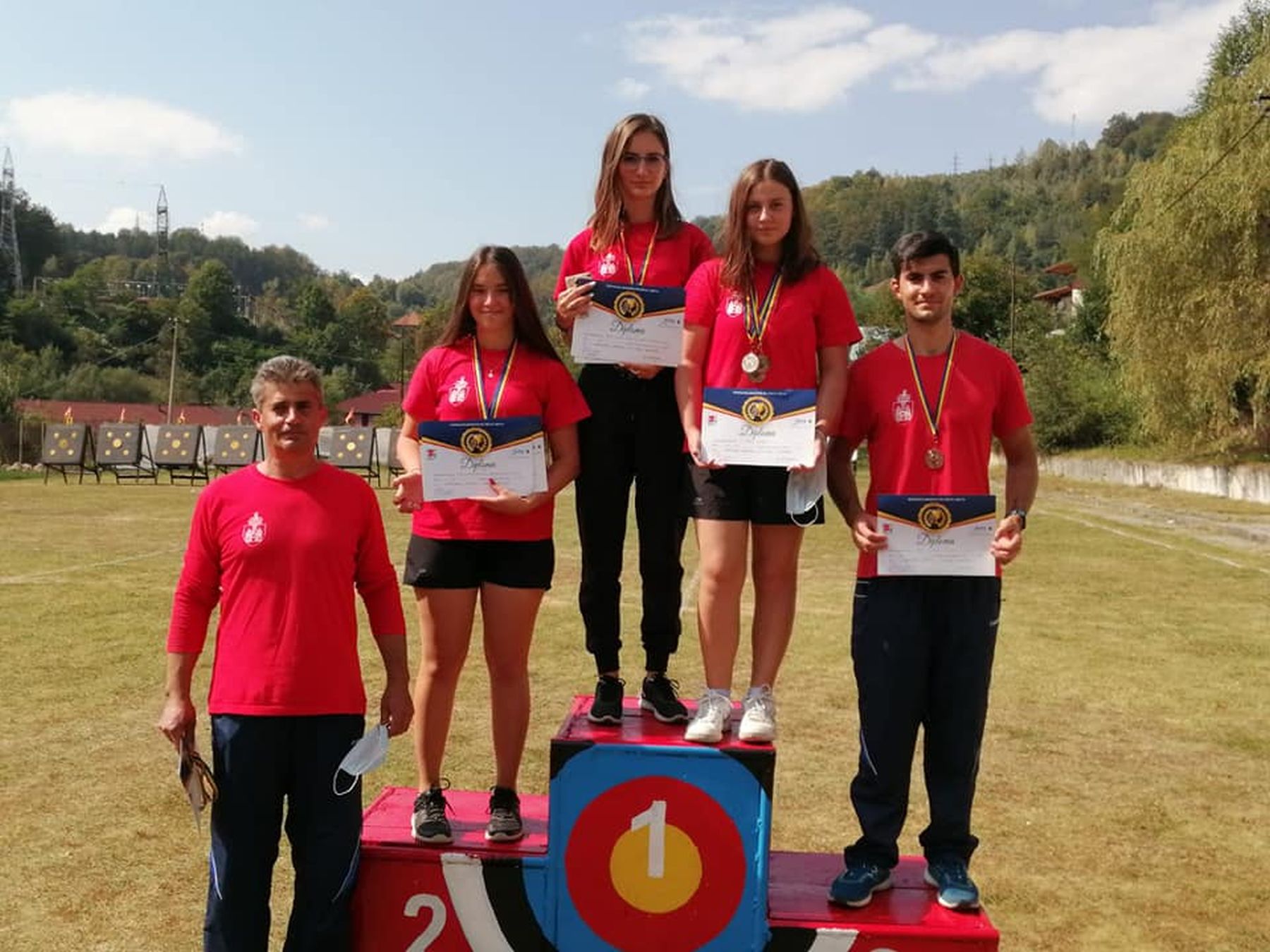 Șapte medalii pentru arcașii de la CSM Iași la Campionatul Național de la Aninoasa