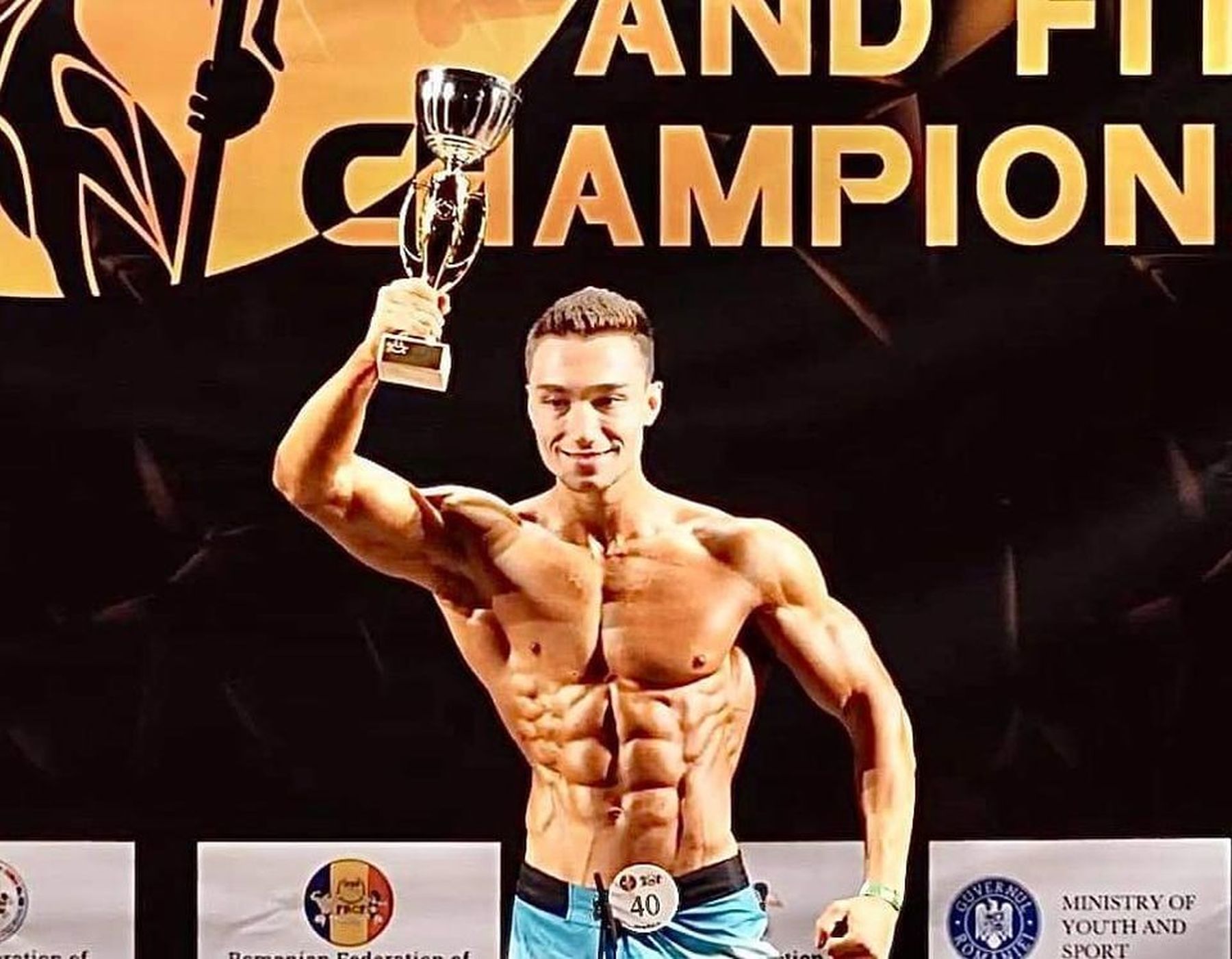 Culturistul ieșean Alexandru Iordan, dublu campion balcanic