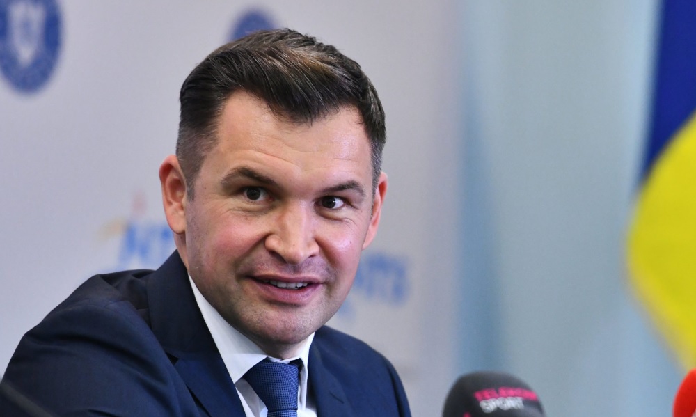 Duel interministerial – Roxana Maracineanu vs Ionut Stroe