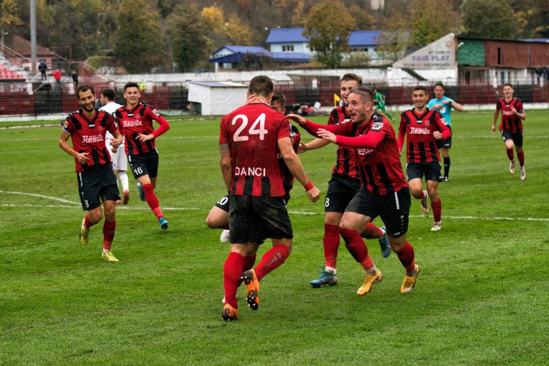 Liga a II-a, Etapa a XII-a. Craiova a uitat să câştige