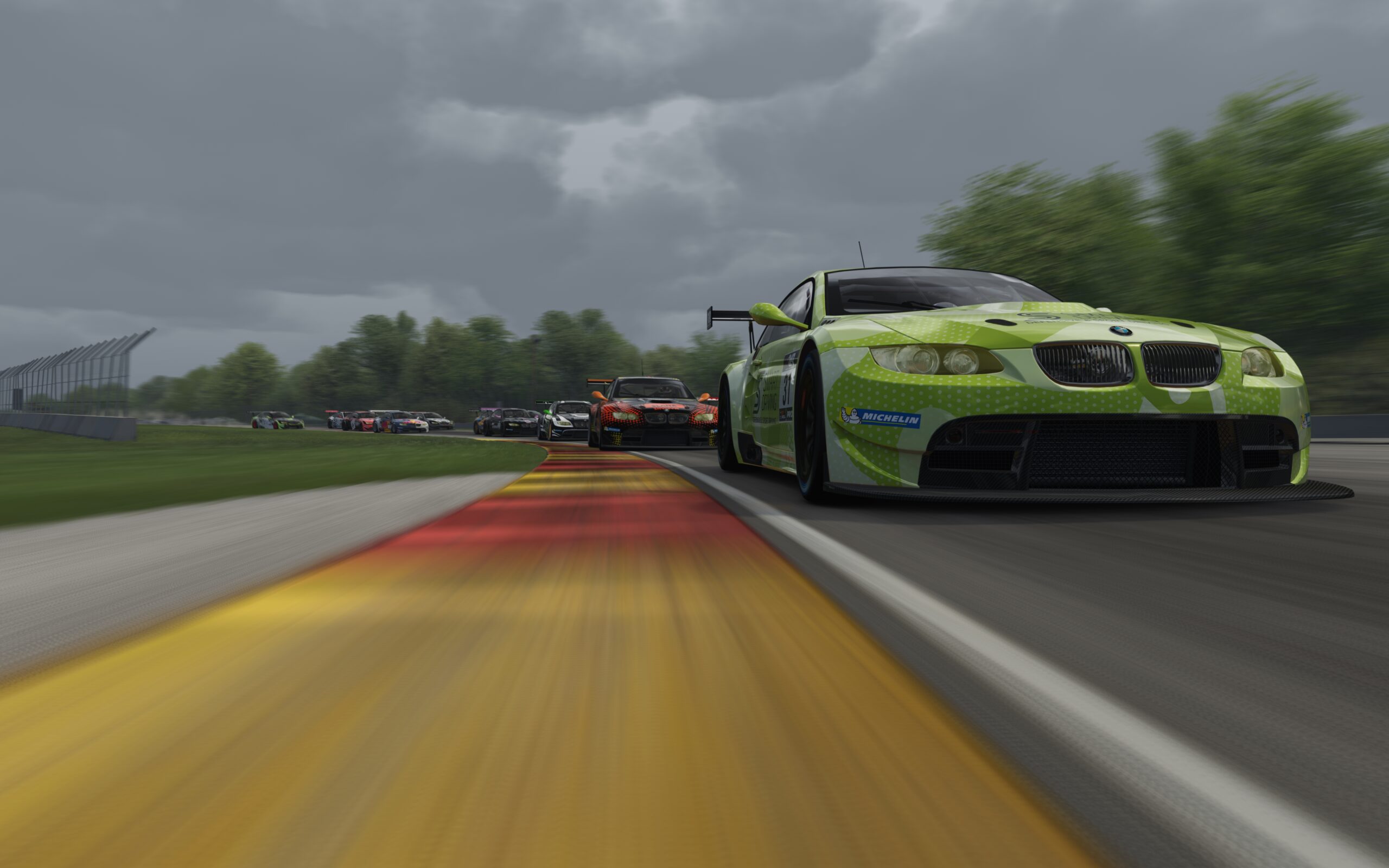 Racing League Romania powered by BMW: Show pe Road America pentru susținerea educației digitale