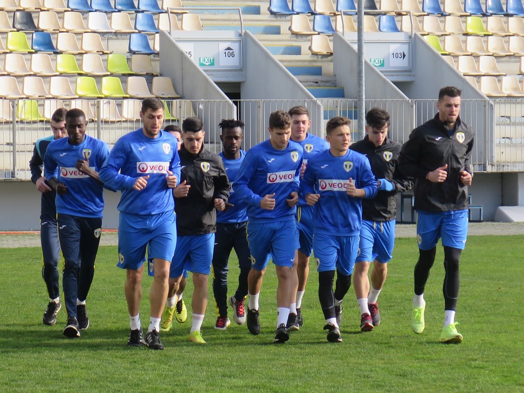 Petrolul a reluat antrenamentele. Două noutăţi la reunire