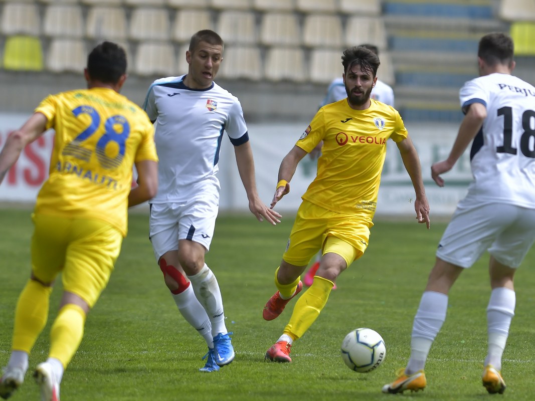 Liga a II-a Etapa a IV-a. Ziua derbiului din Bănie