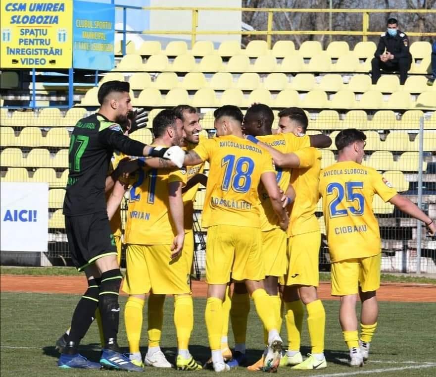 Liga a II-a Etapa a VII-a. Echilibru la vârf, Reșița a retrogradat