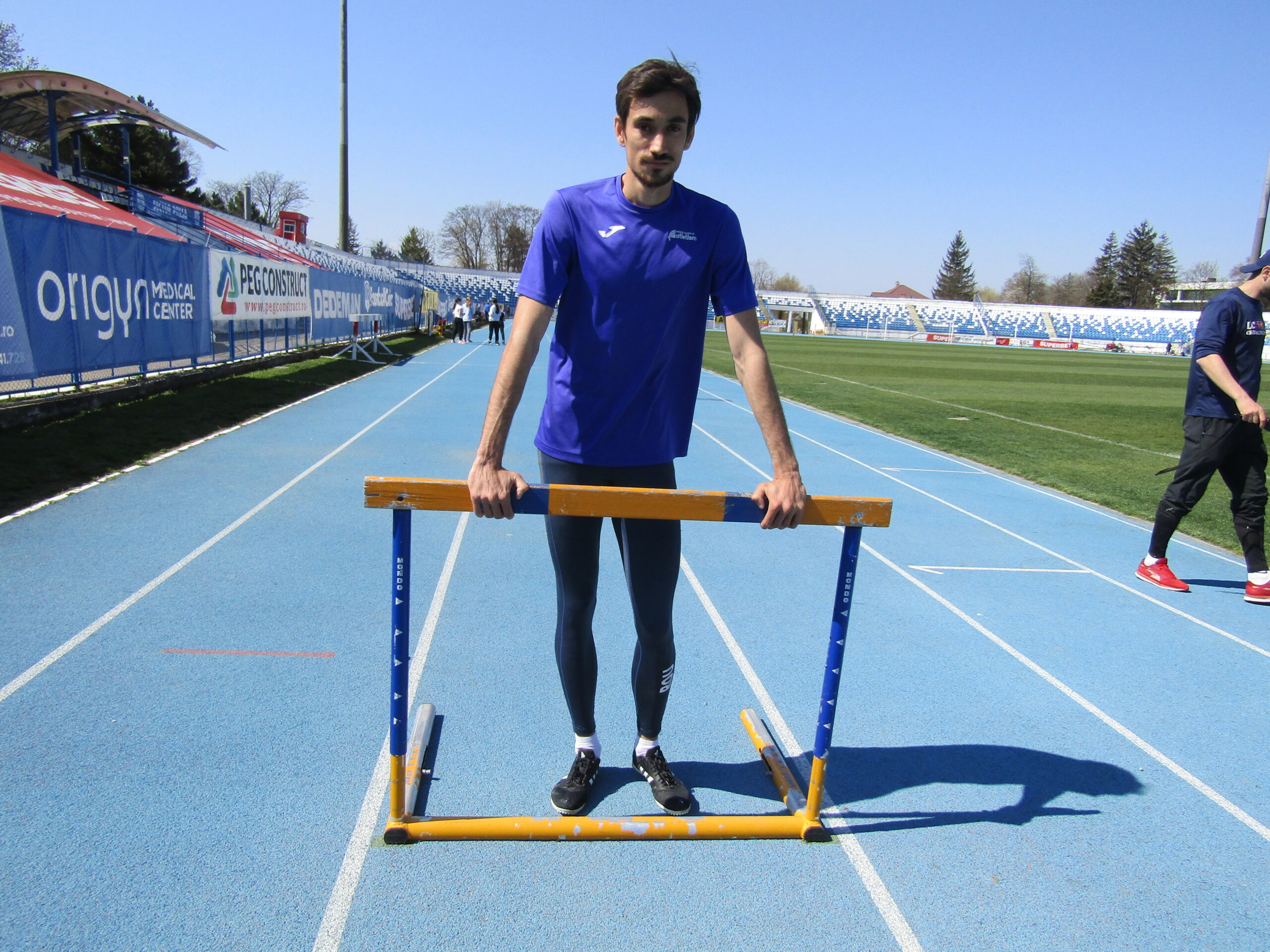 O nouă medalie balcanică pentru atletul Vlad Dulcescu