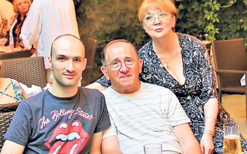 Virgil Ogășanu și legătura cu sportul. „Am ținut cu Craiova, dar nu cu Craiova Maxima! Ci cu echipa aceea care a atacat primul titlu în anii 70″