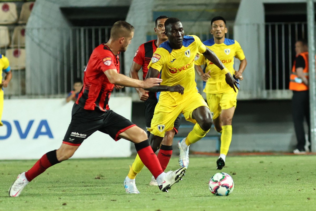 Liga a II-a, Etapa a IV-a. Cine rămâne cu punctaj maxim?