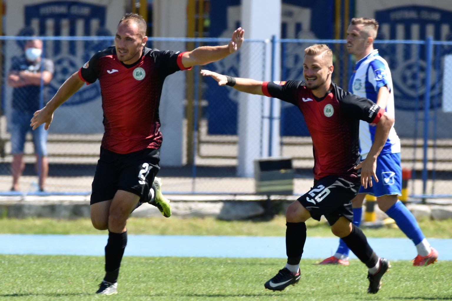 Start excelent pentru Niculescu. Adrian Voicu a lovit din nou