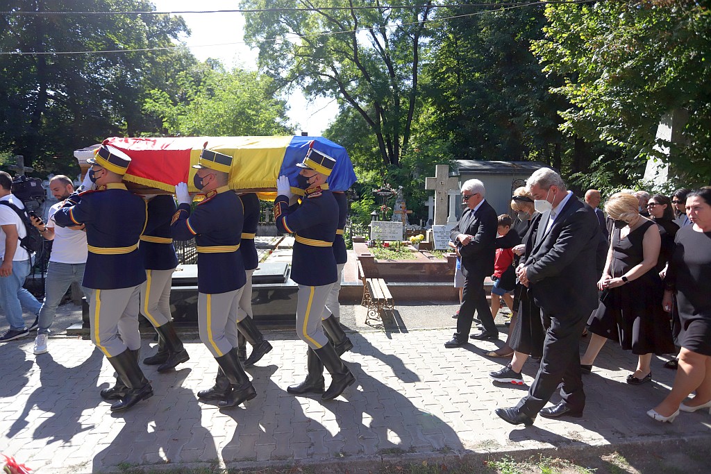 ”Amiralul” a fost condus pe ultimul drum. „Tatăl meu a fost Ivan Inimă de Aur”, a spus Ivona Patzaichin