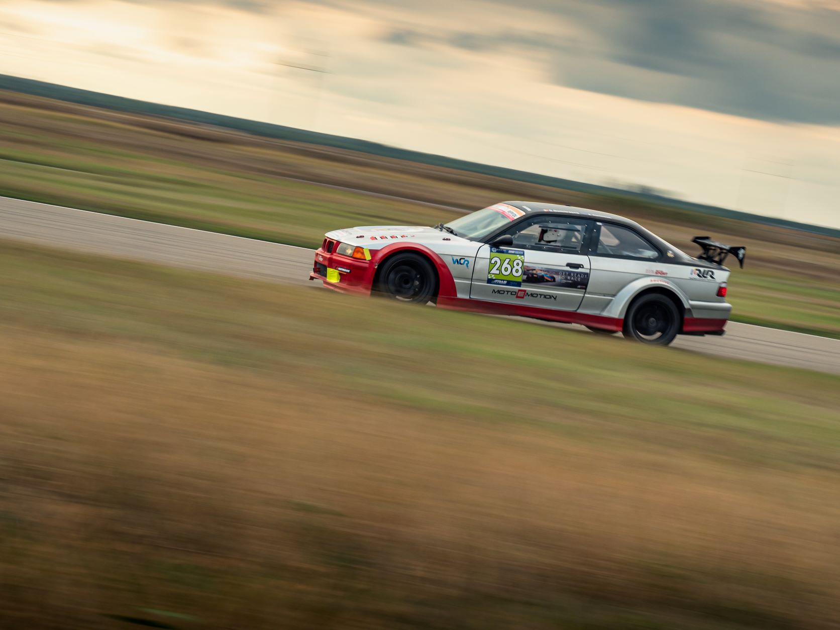 Romanian Endurance Series: West Competition Racing câștigă titlul inaugural al turismelor