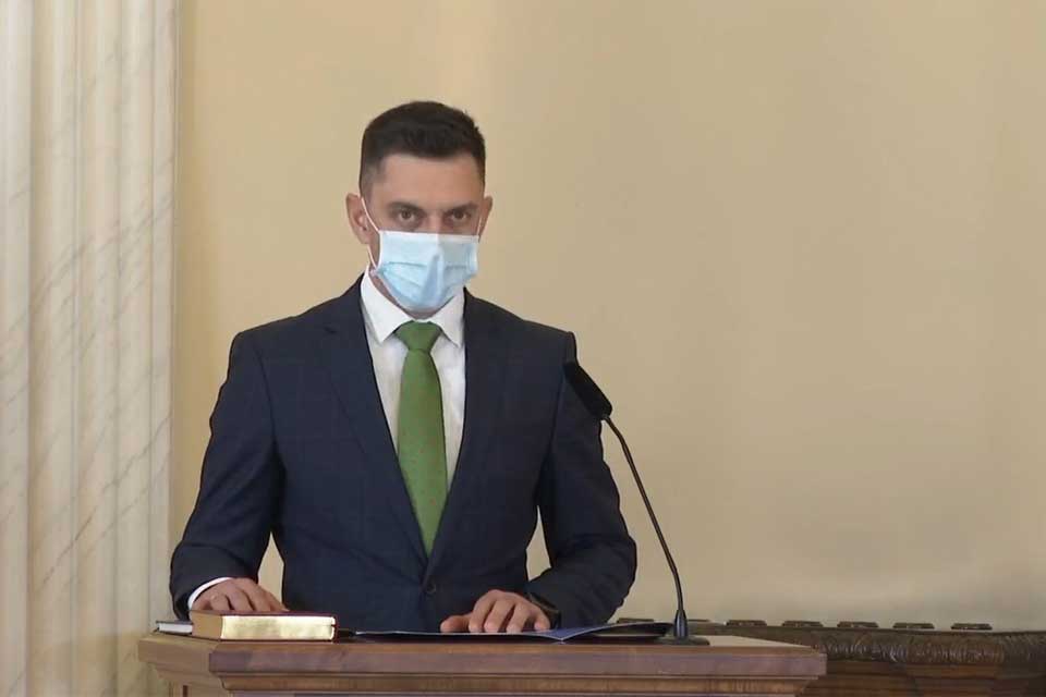 Opinie Cristian Manea | Eduard Novak sfidează România chiar la depunerea jurământului pentru un nou mandat