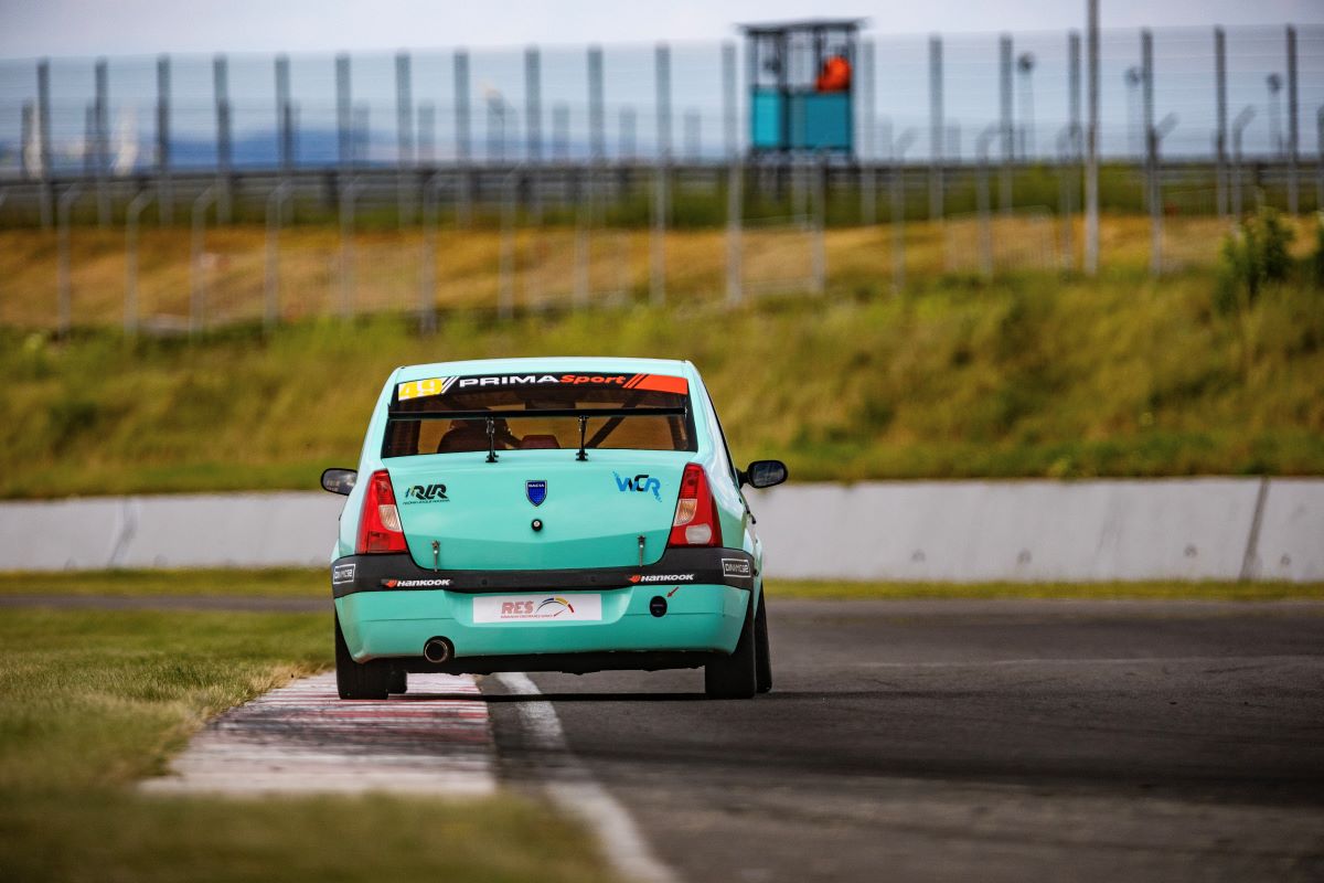 Racing League Romania cucerește al treilea titlu consecutiv la echipe în Romanian Endurance Series