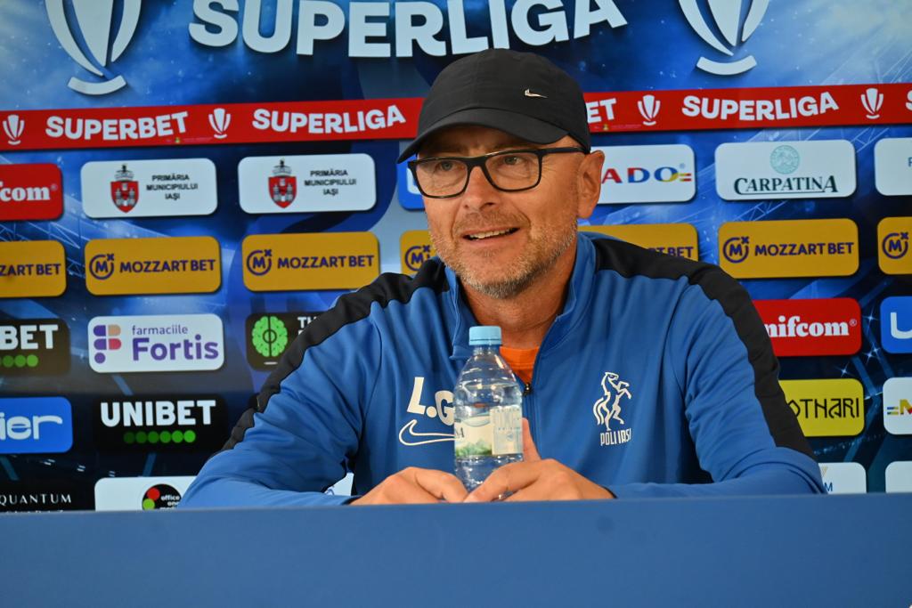 Leo Grozavu prefațează duelul cu Dinamo, din etapa a 14-a a SuperLigii. ”Va fi un meci încrâncenat. Mergem să luăm trei puncte”