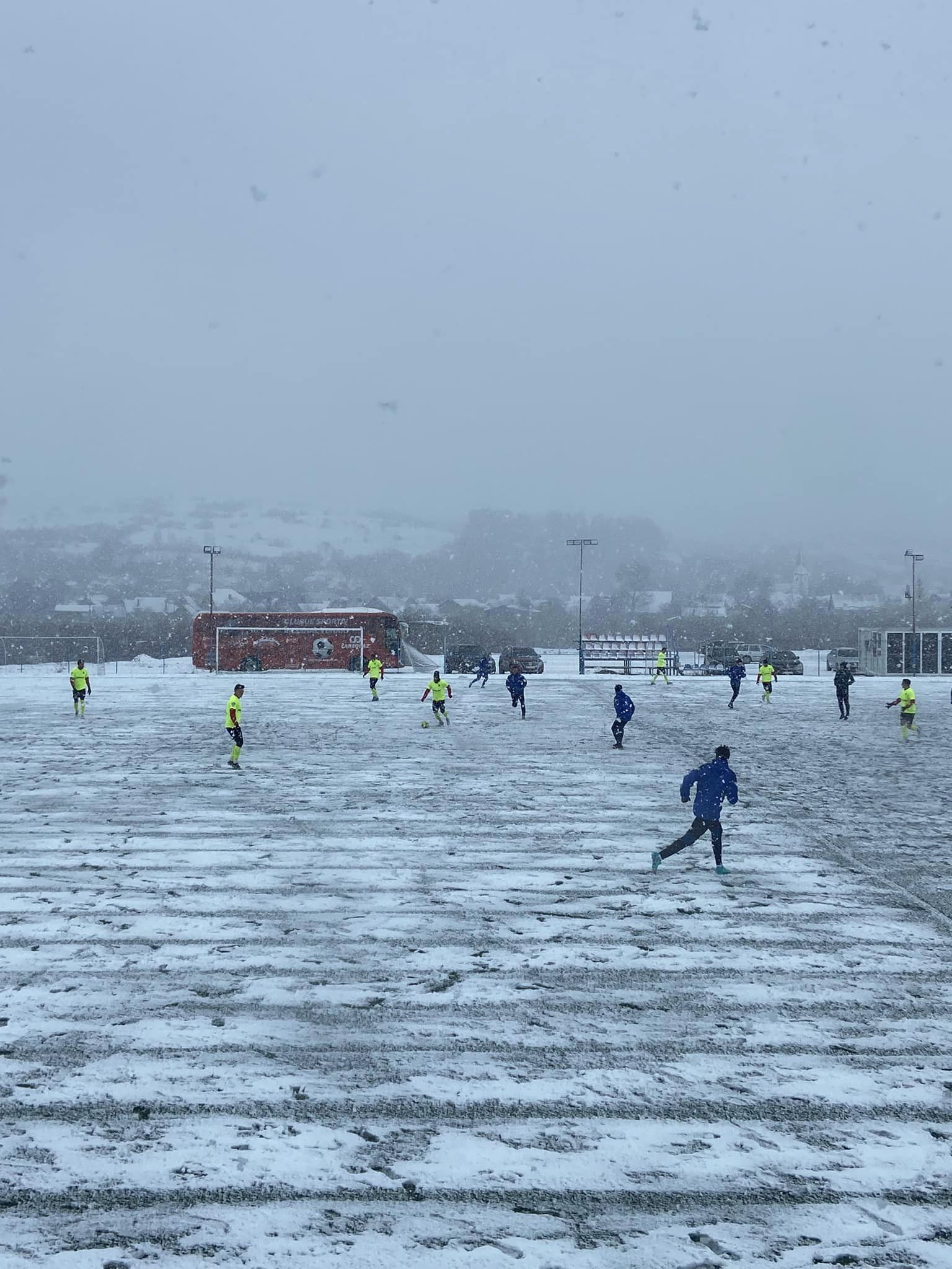 Goluri înainte de revenirea acasă. CS Tunari-Kids Tâmpa Brașov 4-3