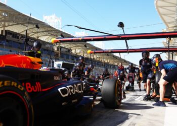 Start în Formula 1! Sâmbătă, prima cursă din 2024, în Bahrain: de ce nu va fi duminică