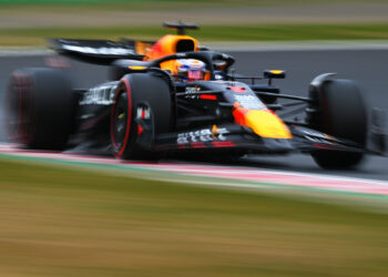 Formula 1: Red Bull monopolizează prima linie a grilei la Suzuka