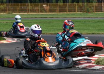 Temperaturi și manevre extreme în etapa a treia a Campionatului Național de Karting