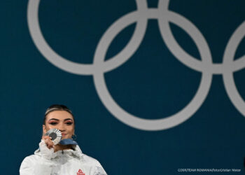 Debutantă la Jocurile Olimpice, Mihaela Cambei a luat „argint” la haltere