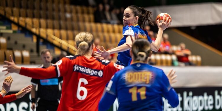 Cine transmite la TV Euro 2024 la handbal feminin! Programul naționalei României conduse de Florentin Pera