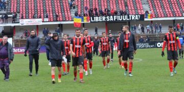 Liga a II-a, Etapa a XVI-a. Penultima strigare. Niculescu începe cu un derbi pe banca Slatinei