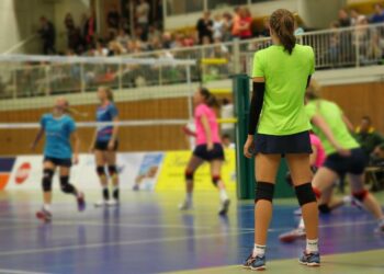CSM București și CSM Lugoj au obținut miercuri calificarea în sferturile Cupei României la volei feminin