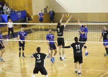 CS Dinamo București, CSA Steaua București și CS Arcada Galați au obținut victorii importante în deplasare