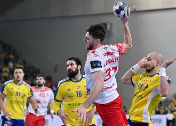CS Dinamo București a urcat pe primul loc în Liga Națională de handbal masculin