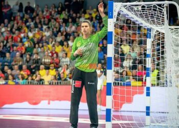 CSM București a confirmat revenirea Denisei Șandru în echipa de handbal feminin