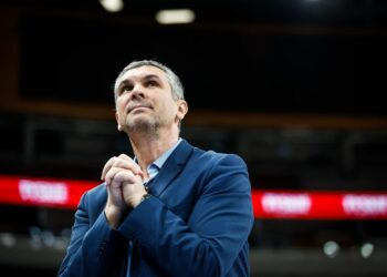 Cristian Achim va părăsi banca tehnică a CSM CSU Oradea