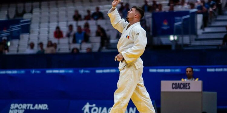 Alexandru Sibișan a încheiat parcursul la Grand Slamul de la Tașkent în optimile categoriei 100 kg