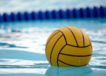 CS Rapid și Dinamo București au obținut duminică biletele pentru turneul Final 8 al Nordic League la polo pe apă