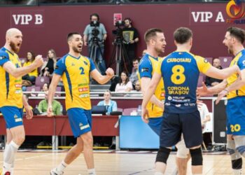 CSM Corona Brașov a obținut o victorie importantă pe terenul Rapidului la volei masculin