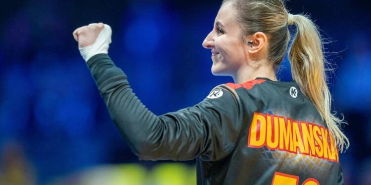 CSM București a anunțat luni transferul portăriței Yuliya Dumanska