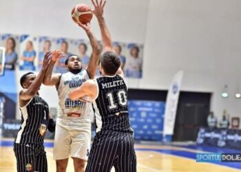 U‑BT Cluj‑Napoca a început semifinala Ligii Naționale cu un succes solid în Bănie