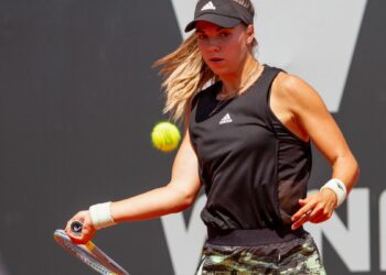 Ilinca Dalina Amariei, principala favorită a turneului ITF W15 Focșani, a avut un debut neașteptat de dificil