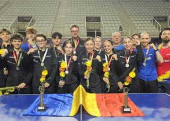 România a încheiat marți probele pe echipe ale Europenelor de juniori de la Gondomar cu două medalii de argint la categoria U19, atât la masculin, cât și la feminin