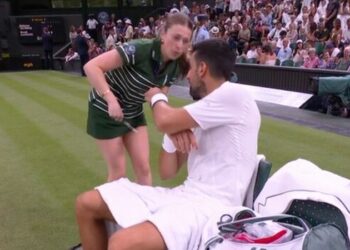Novak Djokovic a avut la Wimbledon o zi în care tenisul și buna dispoziție au mers mână în mână