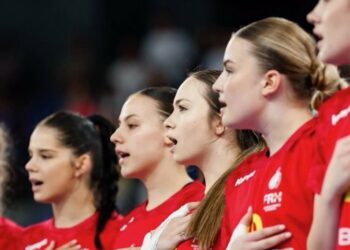 Naționala de handbal feminin va juca pentru locurile 11–12 la Mondialul U18